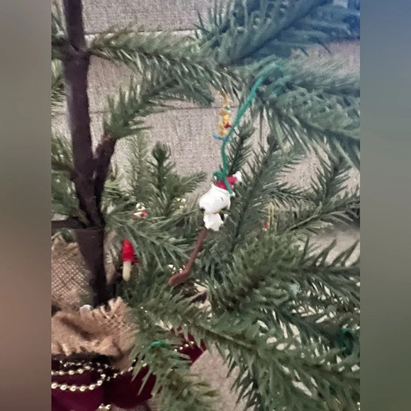 Peanuts Charlie Brown Table Top Christmas Tree Mini Characters Ornaments Snoopy - Picture 7 of 10